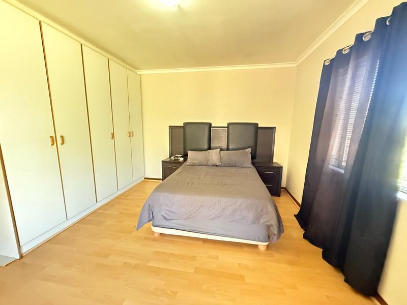 3 Bedroom Property for Sale in Tafelzicht Western Cape